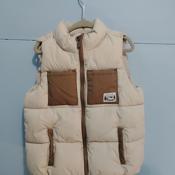 Old Navy Other - Boys Old Navy Cream Puffer Vest with Brown Accent Pockets
